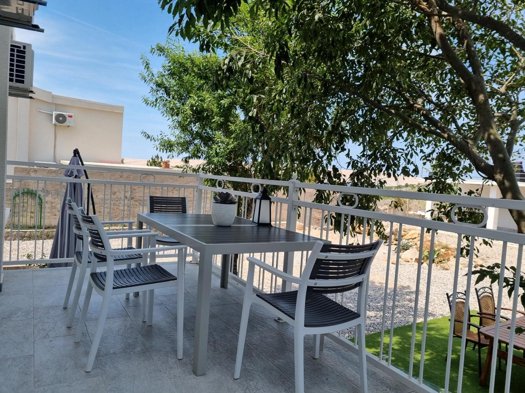Rosemary Resort Cesarica Rom bilde